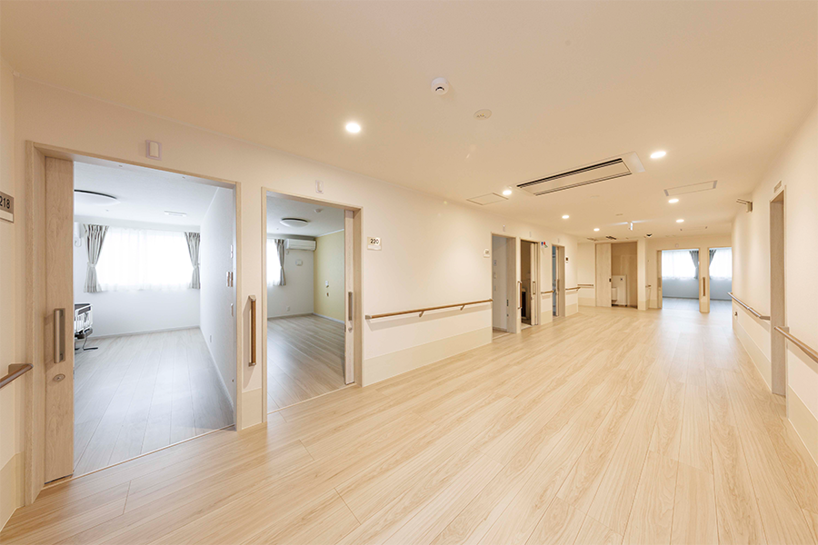 廊下は車椅子ですれ違うことができる広々設計 廊下は車椅子ですれ違うことができる広々設計